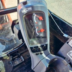 Brugt Kubota KX027-4 - minigraver / mini excavator 2,7 ton, �rgang 2021 - Tiltman - Kom med et bud