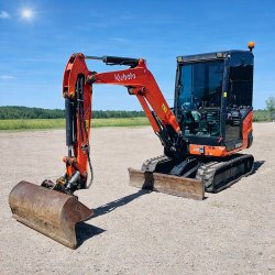 Brugt Kubota KX027-4 - minigraver / mini excavator 2,7 ton, �rgang 2021 - Tiltman - Kom med et bud