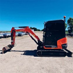 Brugt Kubota KX027-4 - minigraver / mini excavator 2,7 ton, �rgang 2021 - Tiltman - Kom med et bud