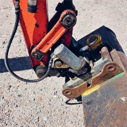 Brugt Kubota KX027-4 - minigraver / mini excavator 2,7 ton, �rgang 2021 - Tiltman - Kom med et bud