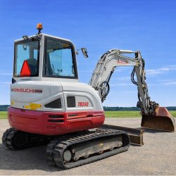 Brugt Takeuchi TB240 - Gravemaskine / excavator 4 ton - Engcon Rotortilt, �rgang 2017 - Auktion - Kom med et bud