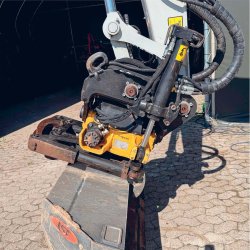 Brugt Takeuchi TB290-2 - Gravemaskine / excavator 8,4 ton - Engcon Rotortilt, �rgang 2021 - Auktion - Kom med et bud