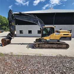 Brugt Volvo EC250 DL Gravemaskine / excavator 27 ton, �rgang 2012 - Centralsm�ring - Kom med et bud