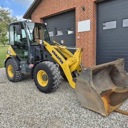 Brugt Komatsu WA70-7 Minil�sser - 5 Ton - Auktion - Kom med et bud
