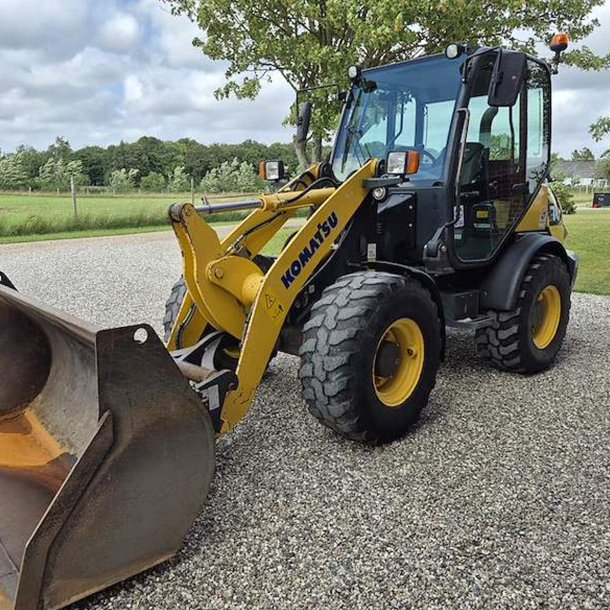 Brugt Komatsu WA70-7 Minil�sser - 5 Ton - Auktion - Kom med et bud