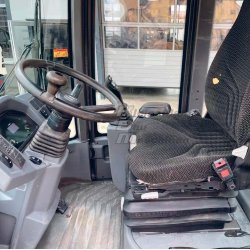 Brugt Volvo L 30 G Gummil�sser - Hydraulisk hurtigskifte - Auktion - Kom med et bud