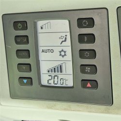 Brugt Claas 810 Axion Cmatic, �rgang 2014 - Auktion - Kom med et bud
