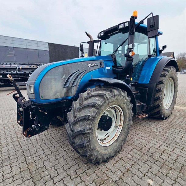 Brugt Valtra 202, �rgang 2011 - Bl� - Auktion - Kom med et bud