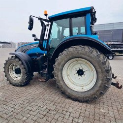Brugt Valtra 202, �rgang 2011 - Bl� - Auktion - Kom med et bud