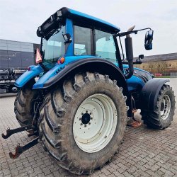Brugt Valtra 202, �rgang 2011 - Bl� - Auktion - Kom med et bud