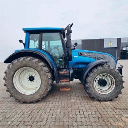Brugt Valtra 202, �rgang 2011 - Bl� - Auktion - Kom med et bud