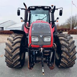 Brugt Valtra 202, �rgang 2011 - R�d - Auktion - Kom med et bud